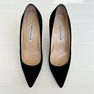 Manolo Blahnik BB Suede Pumps Pointed Toe Black Stiletto Heels 70mm 37.5